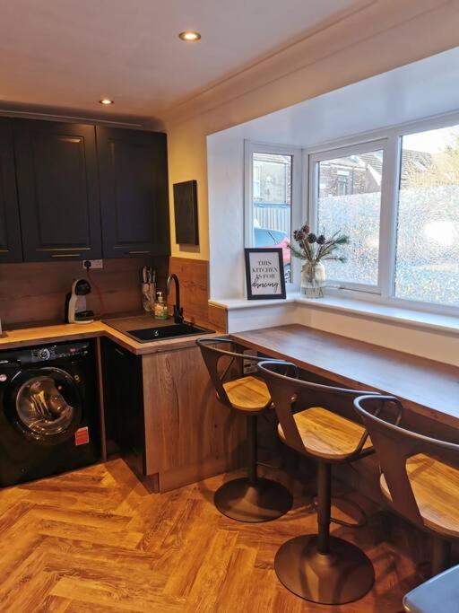Cottage/Boutique Style - Free Parking & Wi-Fi Kingston upon Hull Bagian luar foto